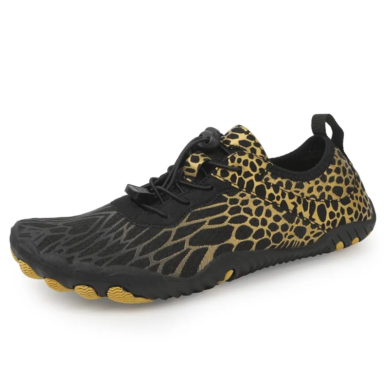 Men's Casual Breathable Non-Slip Quick-Drying Hiking Wading Shoes Low Top