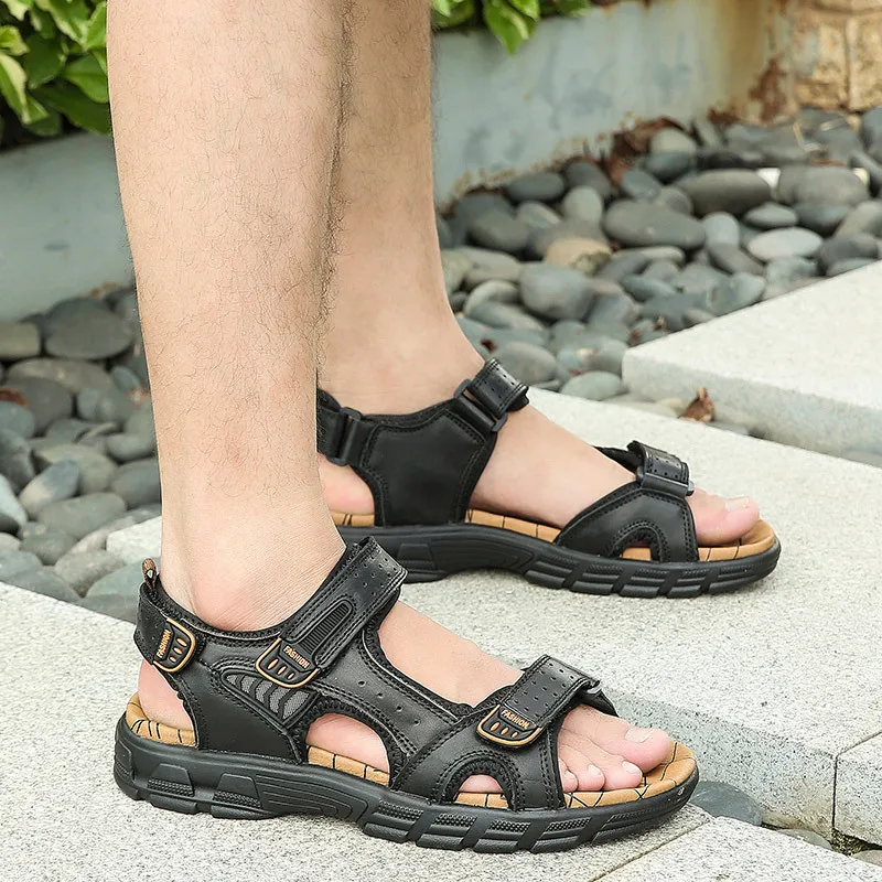 Men's Fashion Casual Retro Thick Bottom Velcro Sandals