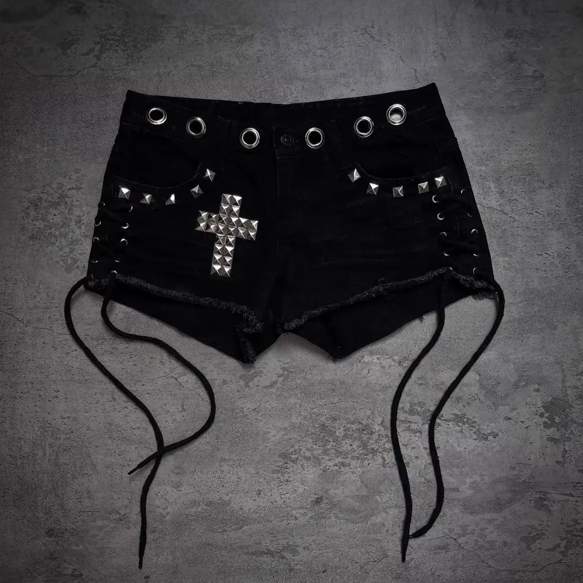 Women Fashion Sexy Gothic Y2k Summer Cross Rivet Design Shorts