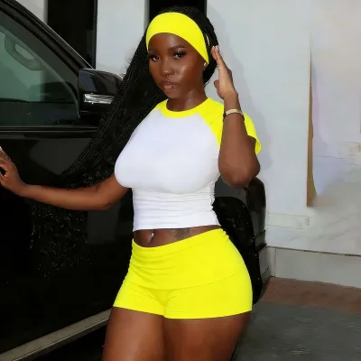 Women Fashion Sexy Color Contrast Short Sleeve T-Shirt Tight Shorts Hair Band Three-Piece Set