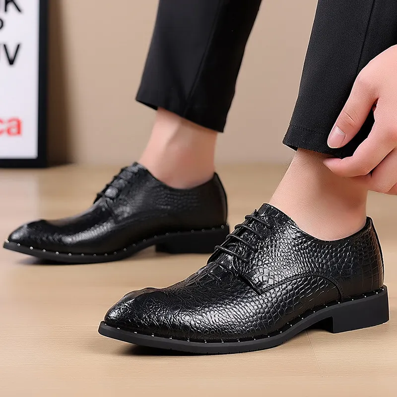 Men's Fashion Business Lace-Up Wear-Resistant Leather Shoes Pointed Toe Solid Color