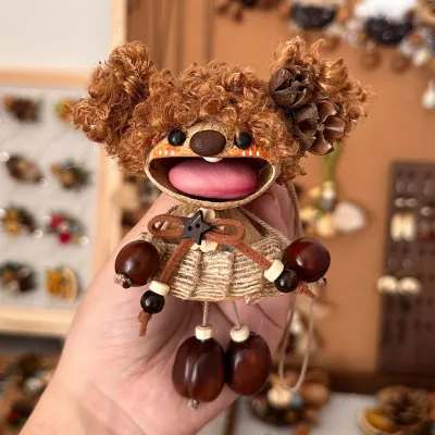 Fashion Cute Nutshell Pod Doll Bag Keychains