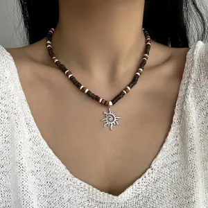 Women Fashion Retro Coconut Shell Sun Alloy Pendant Beaded Necklace