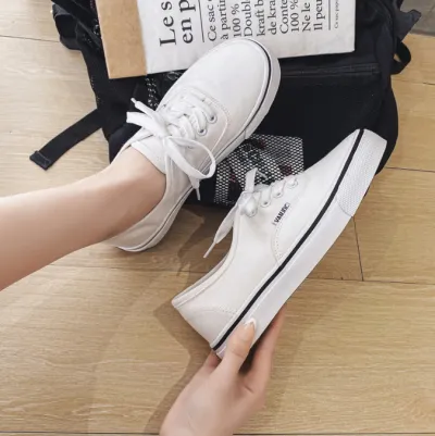 Women Fashion Casual Solid Color Round-Toe Lace-Up Flat Low-Top Canvas Sneakers