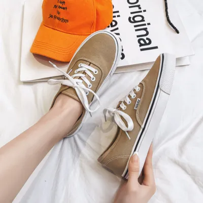 Women Fashion Casual Solid Color Round-Toe Lace-Up Flat Low-Top Canvas Sneakers