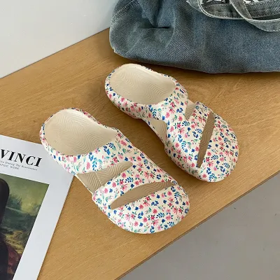 Women's Fashion Cartoon Print EVA Anti-Collision Non-Slip Beach Slippers Plus Size