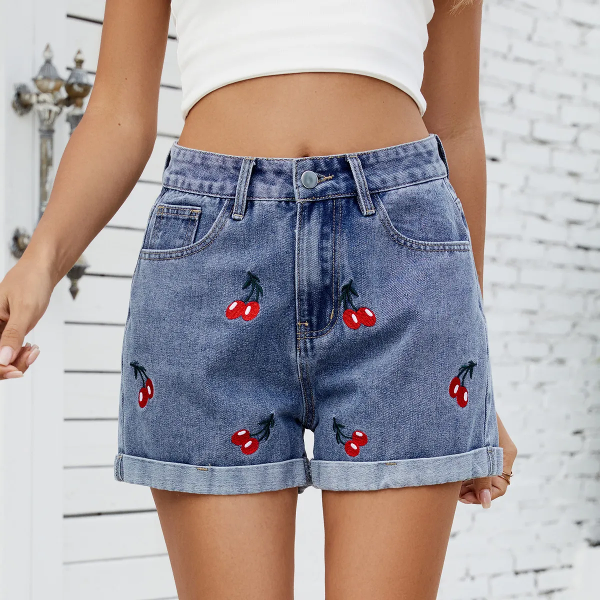 Women'S Fashion Casual Washed Cherry Embroidered Denim Shorts