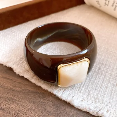 Women's Fashion Acrylic Square Gradient Bracelet