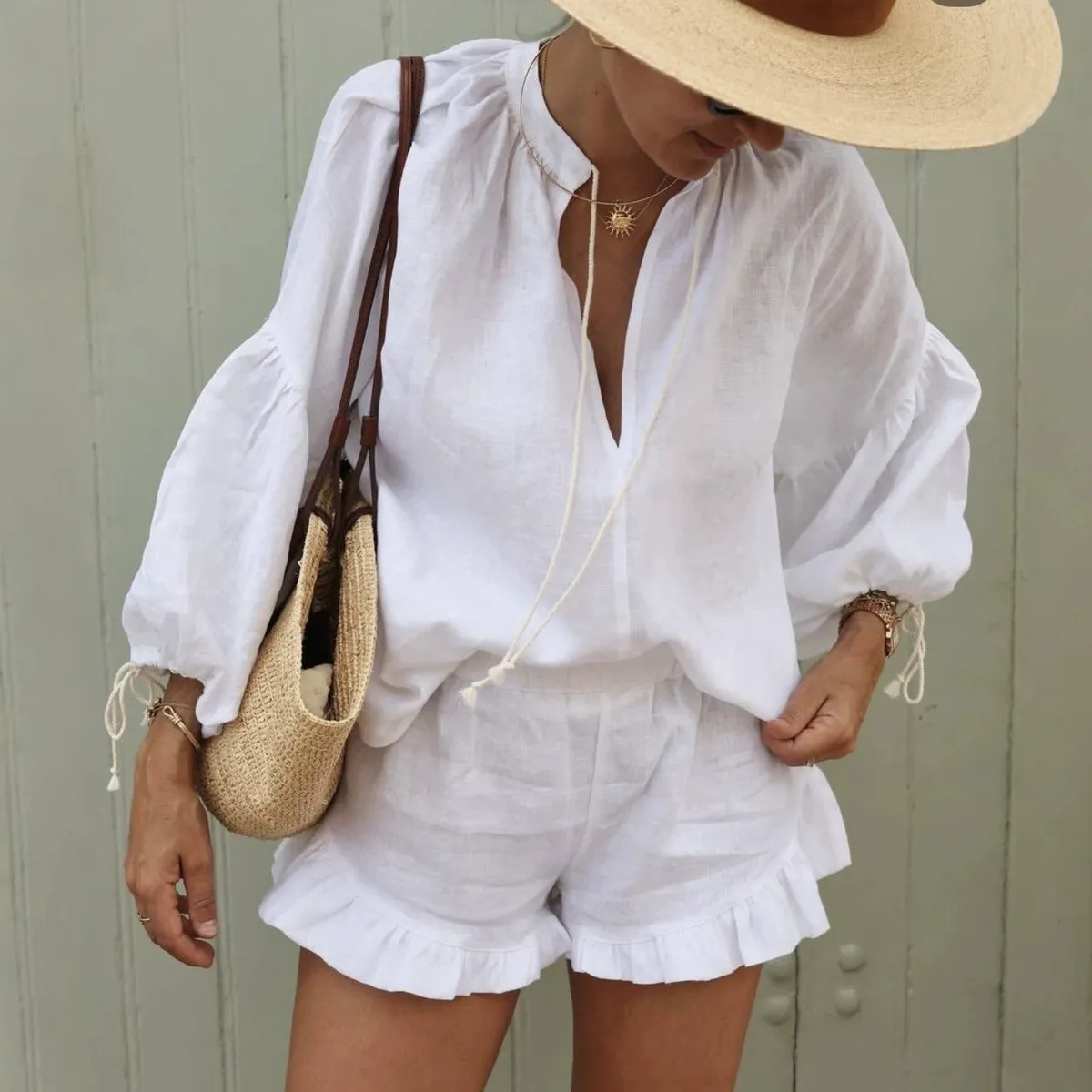Women'S Casual Fashion Cotton Linen Solid Color Loose V-Neck Lantern Sleeve Shirt And Shorts Two-Piece Set