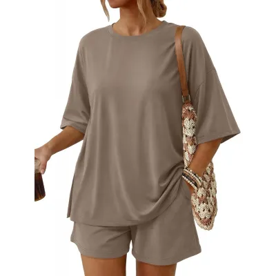 Women Fashion Casual Solid Color Round-Neck Short-Sleeve T-Shirt Loose Shorts With Pockets Two-Piece Set