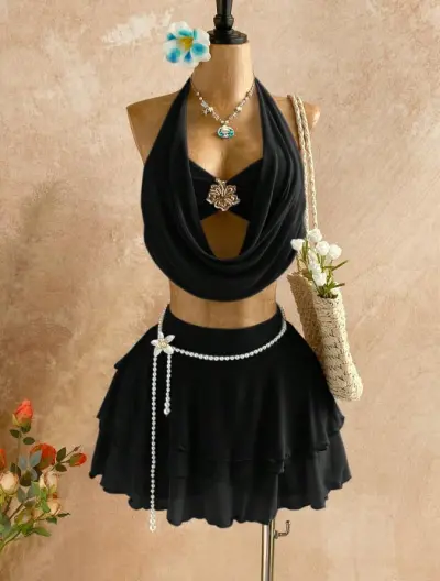 Women Fasion Sexy Solid Color Halter-Neck Deep V-Neck Floral Metal Buckle-Strap Crop Top Multi-Layered Ruffled Mini Skirt Two-Piece Set