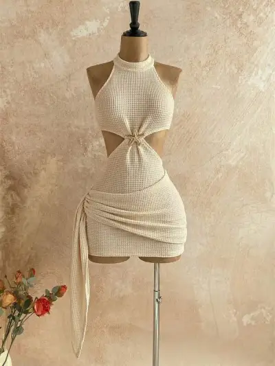 Women Fashion Sexy Solid Color Starfish Halter-Neck Hollow-Out Strap Pleated Slim-Fit Dress