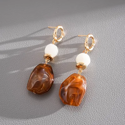 Women Fashion Retro Irregular Geometric Pleated Resin Silver Pin Earrings