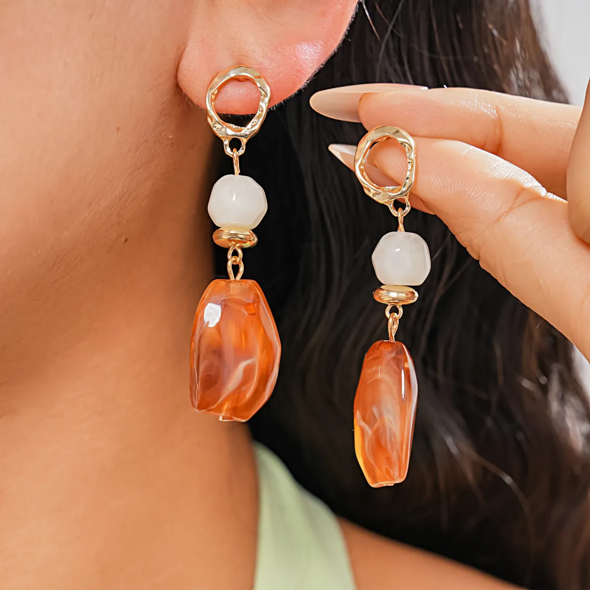 Women Fashion Retro Irregular Geometric Pleated Resin Silver Pin Earrings