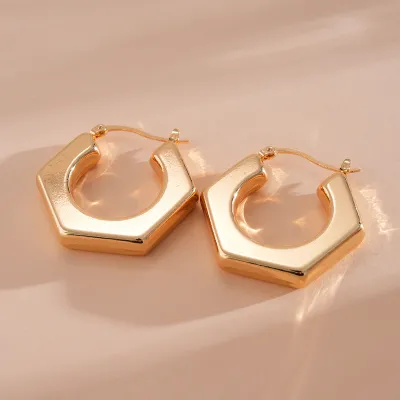 Women Fashion Metal Irregular Geometric Ear Buckle Earrings