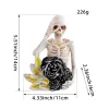 X3-18 Holding Roses