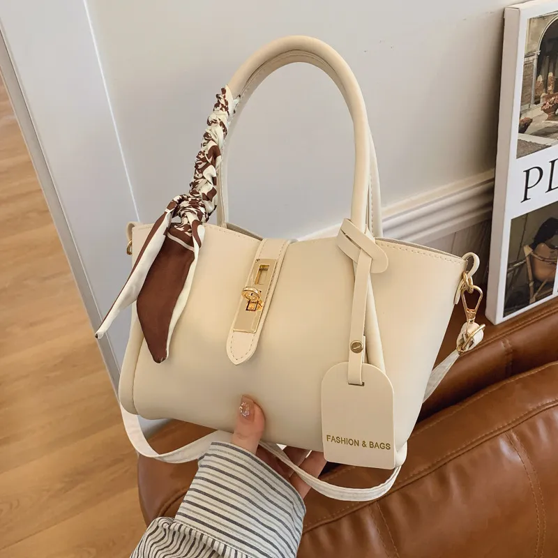Women Fashion Casual Solid Color Portable PU Bucket Handbag