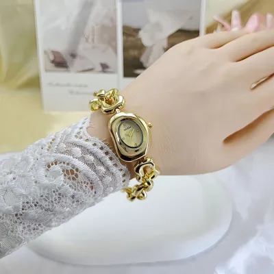 Women Fashion Irregular Bracelet Quartz Watch