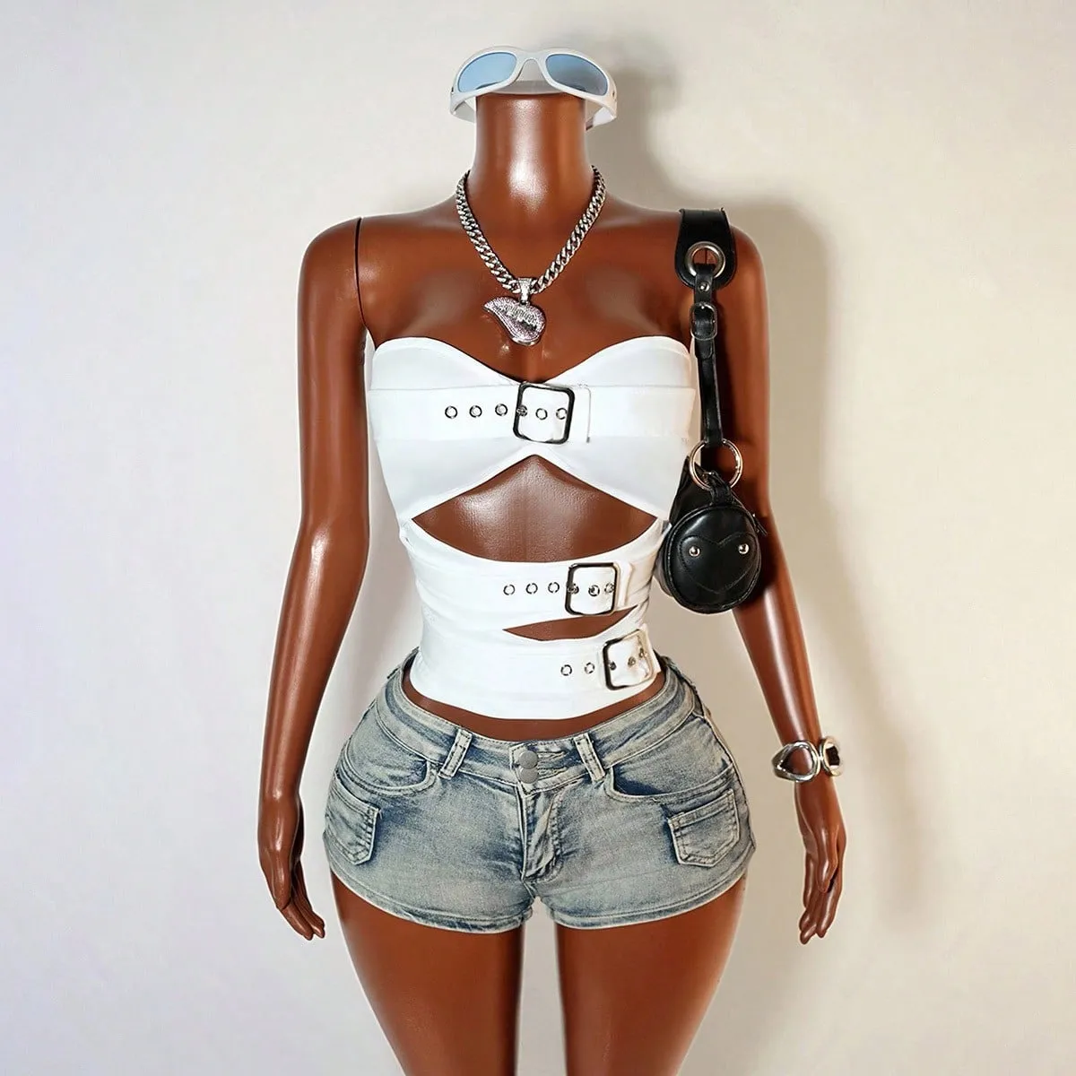 Street Women Sexy Strapless Metal Eyelet Hollow Cropped Top
