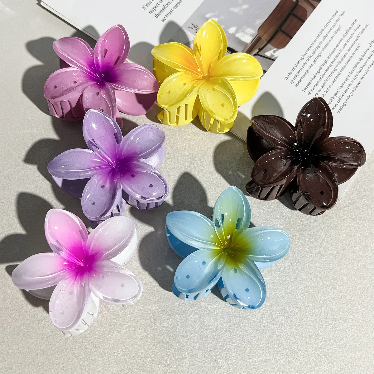 Women Fashion Vacation Beach Egg Flower Grab Claw Clip