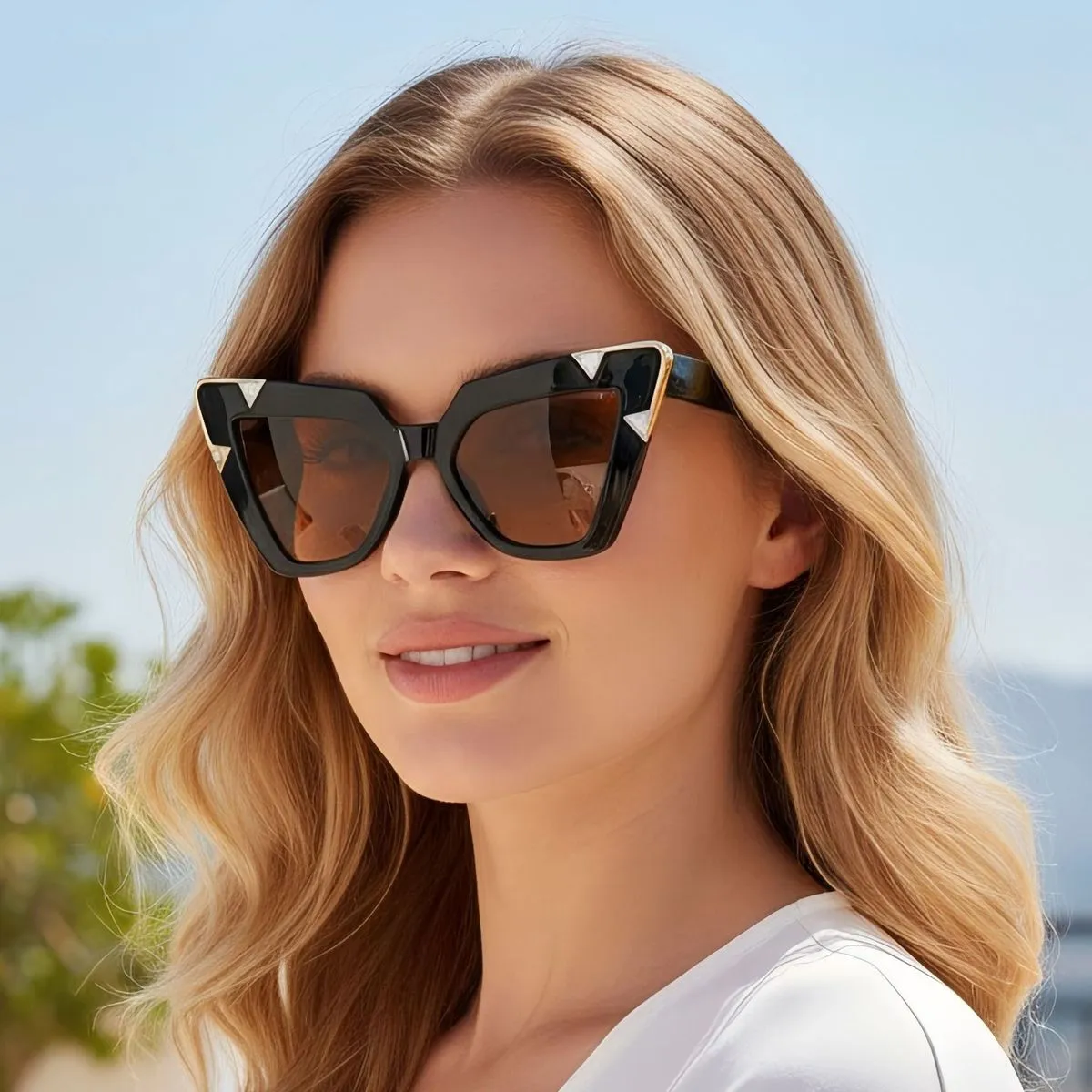 Women Fashion Cat Eye Large Frame UV Protection PC Sunglasses