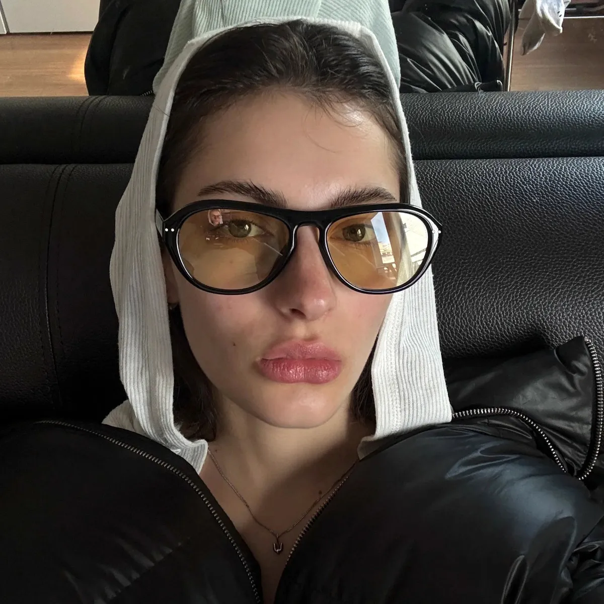 Women's Fashion Retro Large Frame Large Oval Sunglasses with PC Frame