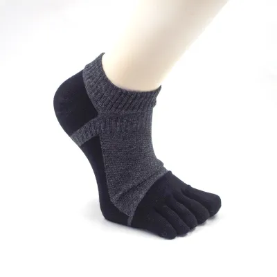 Men Fashion Casual Cotton Breathable Sweat-Absorbent Five-Toe Socks
