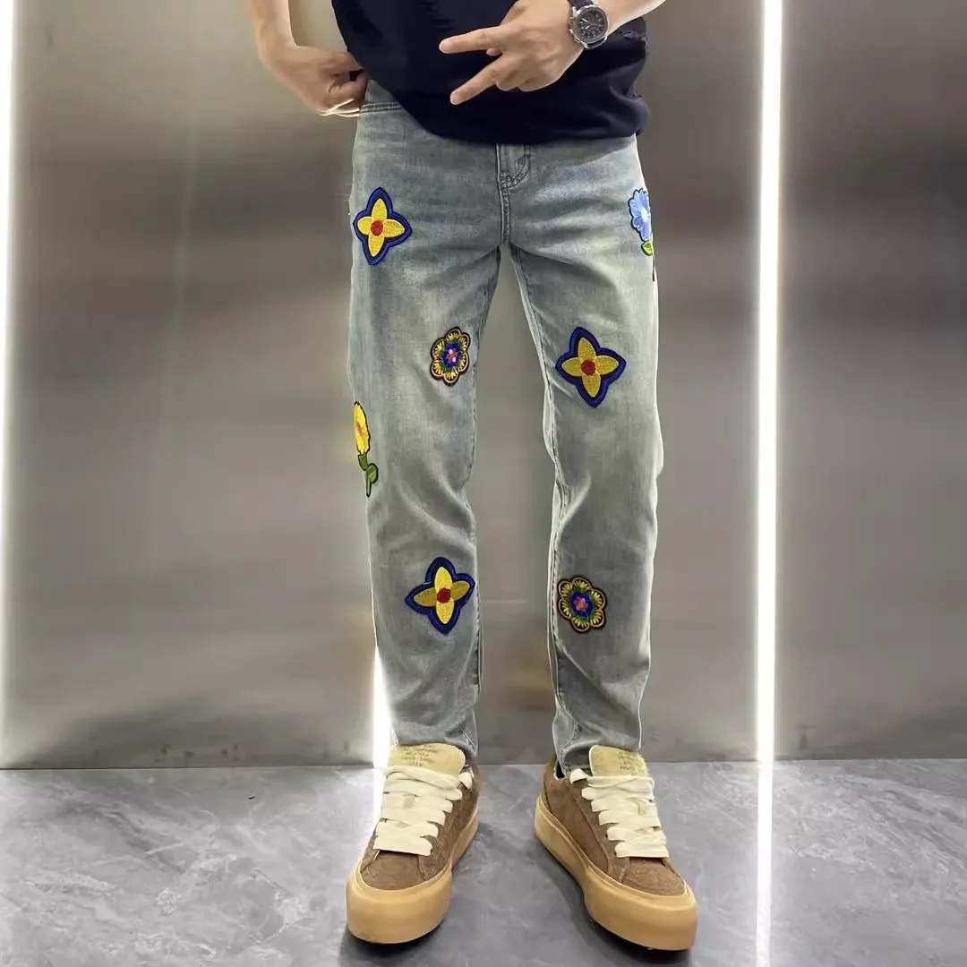 Men Fashion Casual Autumn Petal Embroidered Straight Jeans