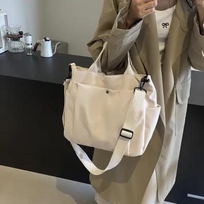 Simple Large Capacity Nylon Handbag