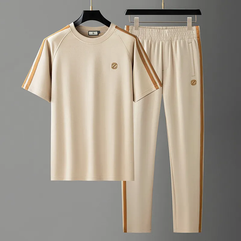 Men Fashion Casual Summer Ice Silk Breathable Short-Sleeve T-Shirt Pants Two-Piece Set