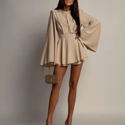 Autumn Women Casual Fashion Backless Long Sleeve A- Line Dress