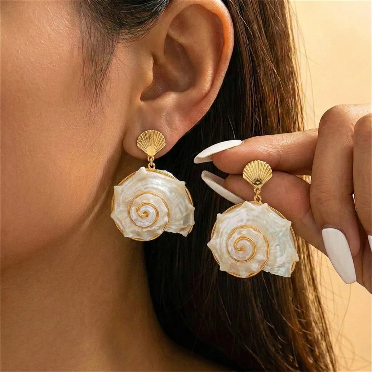 Women Fashion Ocean Shell Conch Earrings