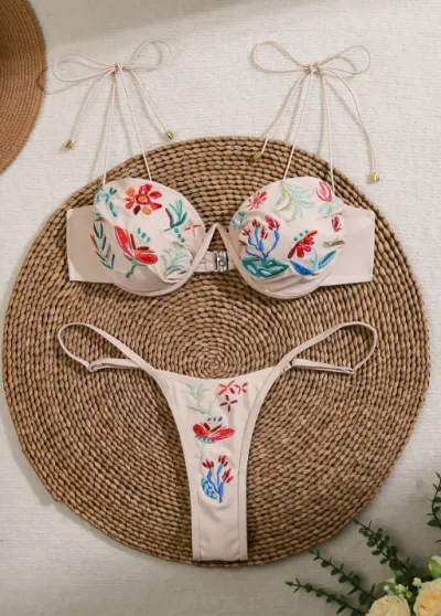 Women Fashion Sexy Embroidered Steel Lace-Up Bikini Swimsuit