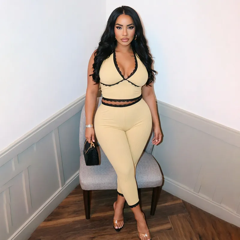 Women Fashion Neck Lace Top And Cropped Pants Two-Piece Set