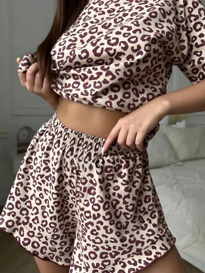 Women Fashion Casual Leopard Printed Short-Sleeve T-Shirt Loose Shorts Pajamas Two-Piece Set