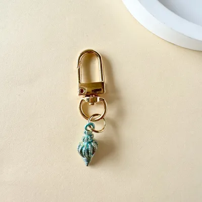 Women Fashion Ocean Colored Conch Shell Starfish Pendant Keychain