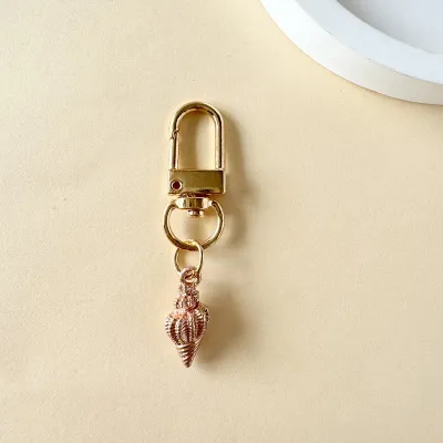 Women Fashion Ocean Colored Conch Shell Starfish Pendant Keychain