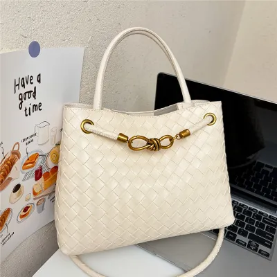 Women Fashion Casual Solid Color Pattern Large Capacity Handbag