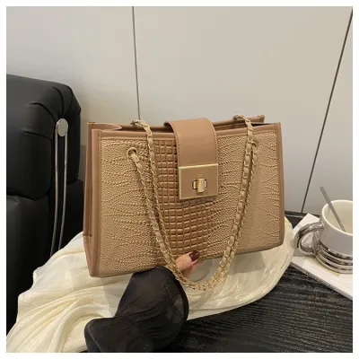 Women Fashion Casual Crocodile Pattern Lock Chain Large Capacity Shoulder Bag