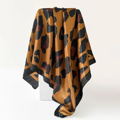 Women Fashion Casual Leopard Imitation Silk 90cm Square Scarf