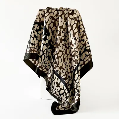 Women Fashion Casual Leopard Imitation Silk 90cm Square Scarf