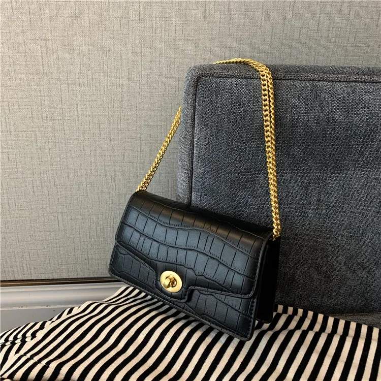 Women Fashion Casual Simple Crocodile Pattern Lock Buckle Chain Small Square Shoulder Bag