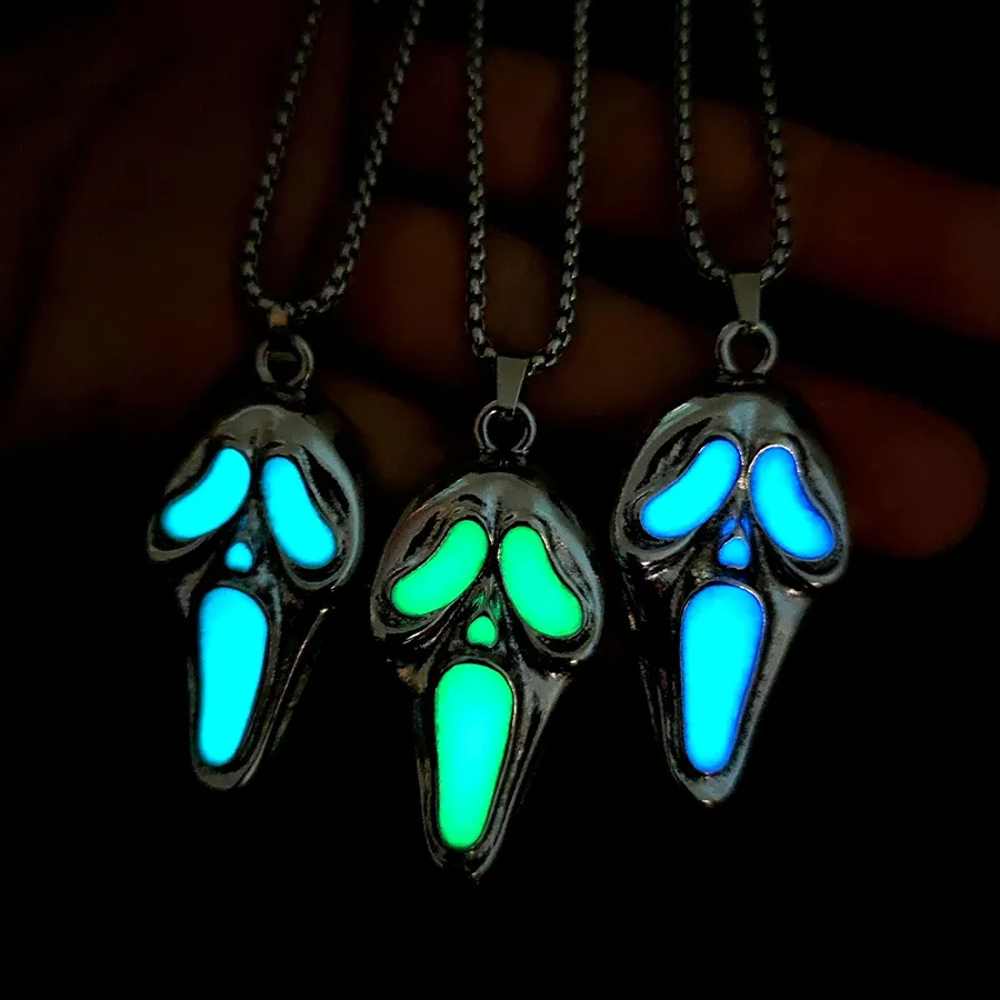 Halloween Skull Alloy Electroplated Multicolor Luminous Pendant Necklace