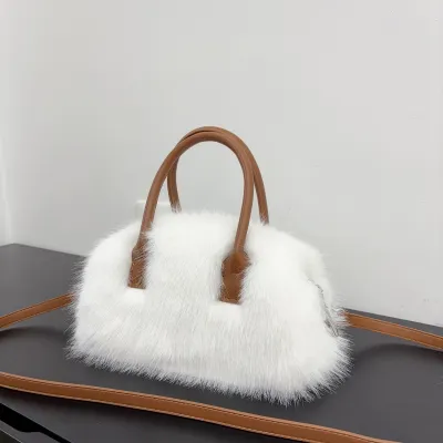 Autumn And Winter Fashion Plush Handbag