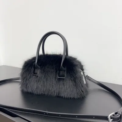 Autumn And Winter Fashion Plush Handbag