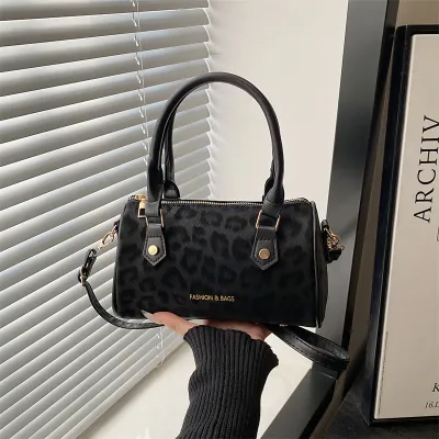 Women Fashion Casual Retro Leopard Handbag