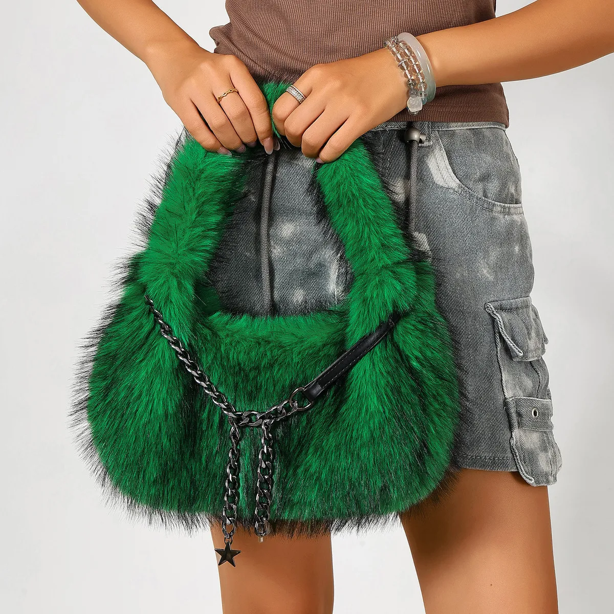 Women Fashion Casual Retro Autumn And Winter Solid Color Simple Plush Shoulder Bag