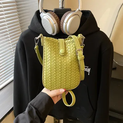 Women Fashion Casual Solid Color Soft Woven Pattern Shoulder Bag