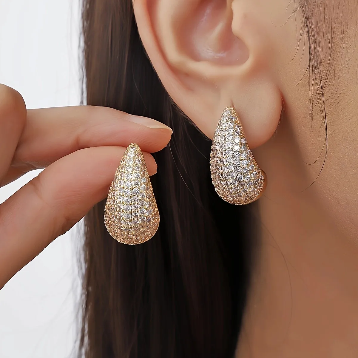 Women Fashion Simple Rhinestone Drop Earrings