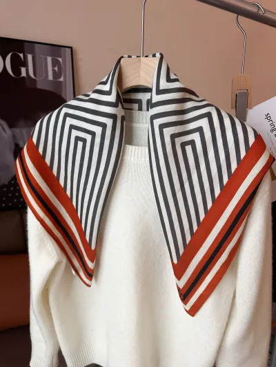 Women Fashion Casual Printed Silk Square Scarf